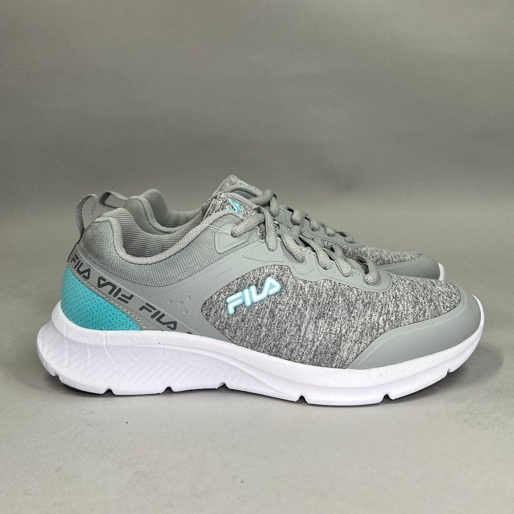 Fila Women's Size 7 Memory Speed Chaser Athletic Sneakers
